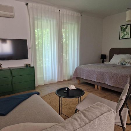 Mystica - Charming Studio Apartment On The Beach Krusevo  Екстер'єр фото