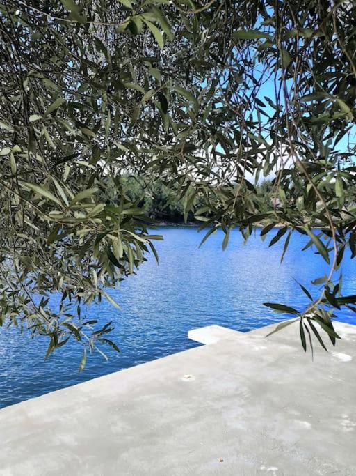 Mystica - Charming Studio Apartment On The Beach Krusevo  Екстер'єр фото